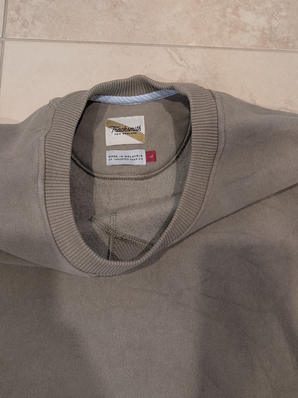 Tracksmith Men's Crewneck Sweatshirt Trackshouse Crew Driftwood Large L